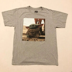 Star Wars Mad Engine Baby Yoda Tshirt  Mens Medium